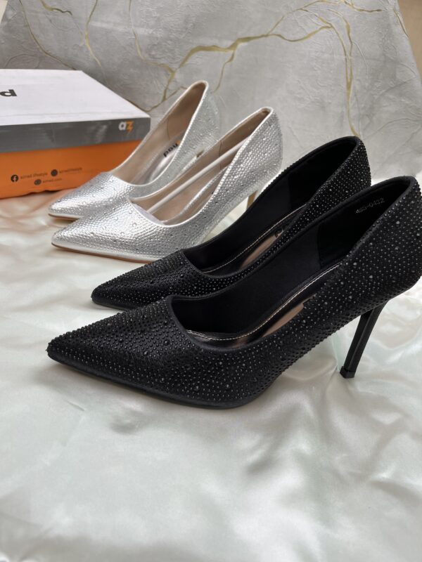 Silver Heels - Image 2